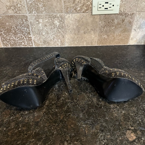 Steve Madden Black Studded Peep-Toe Heels - Picture 6 of 6